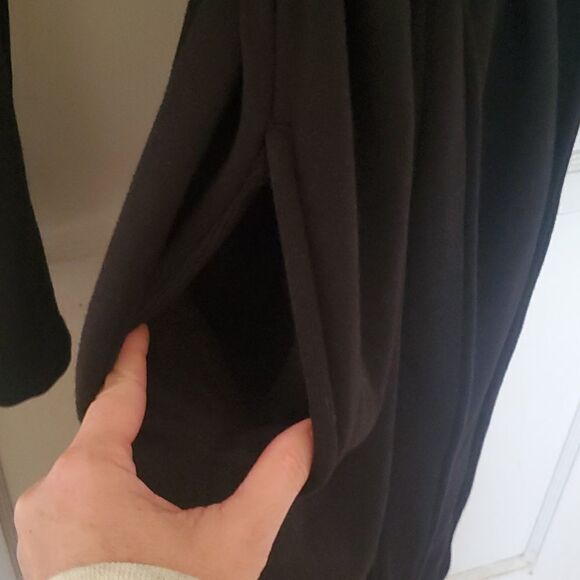 UGG Men's Black Plush Bathrobe with Pockets Size L/XL - Picture 5 of 10